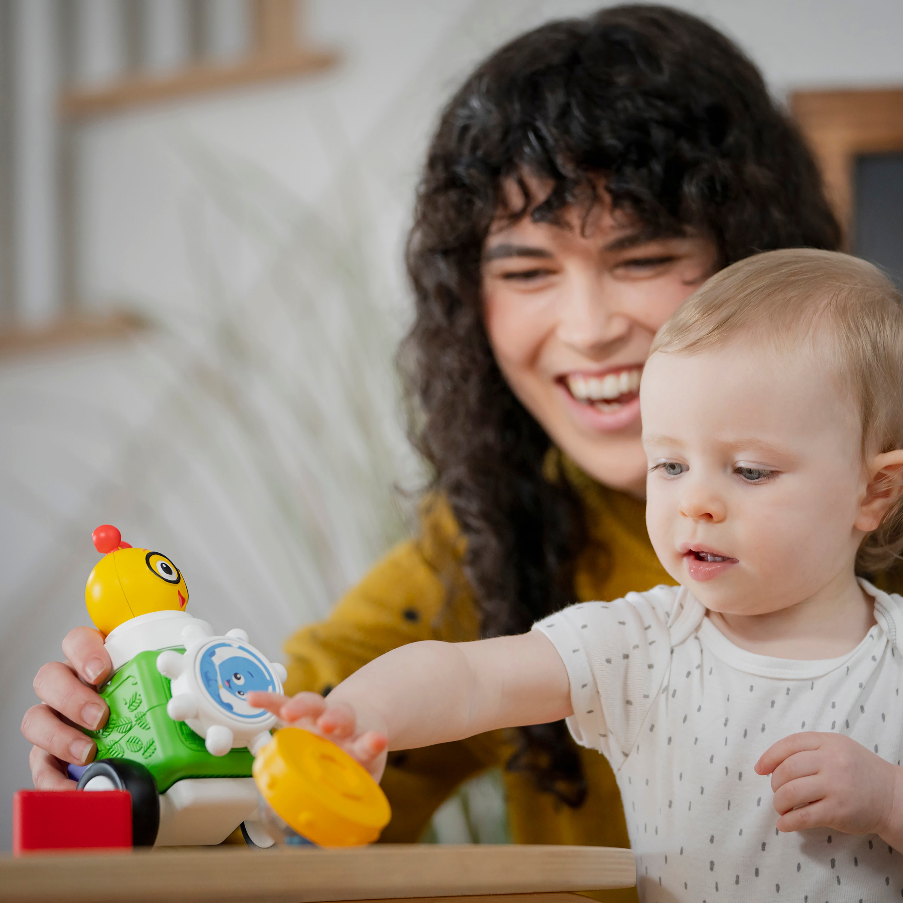 Baby Einstein Activity Toy - Connect & Create - Magnetic