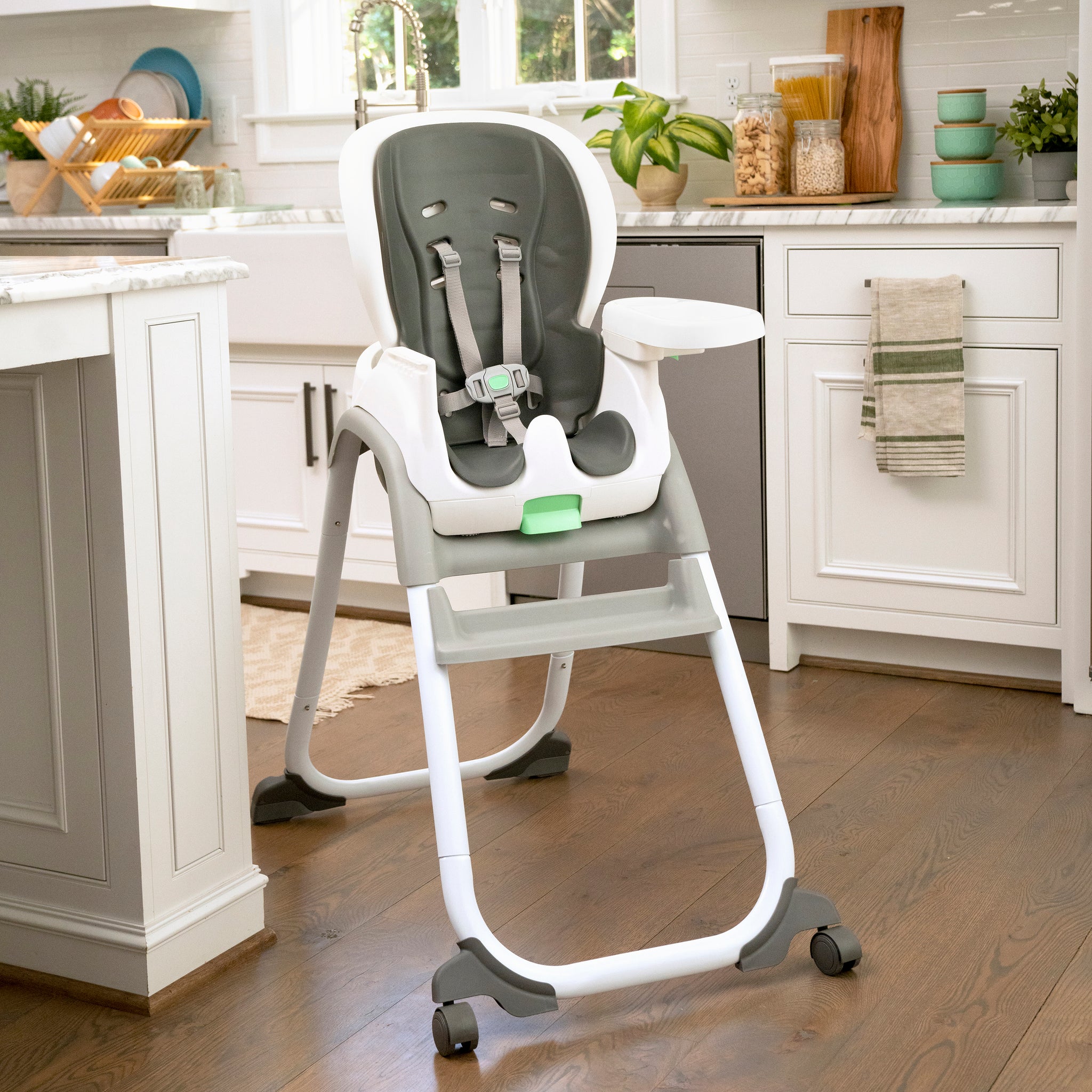 Full Course SmartClean 6 in 1 High Chair Slate Kids2 LLC